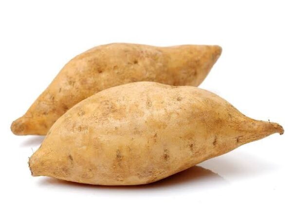 Ngwaci (White Sweet Potatoes) per Kg